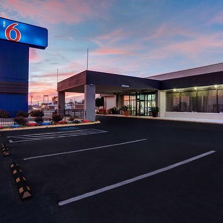 Motel 6 Burlington Dış mekan fotoğraf