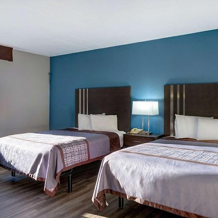 Motel 6 Burlington Dış mekan fotoğraf