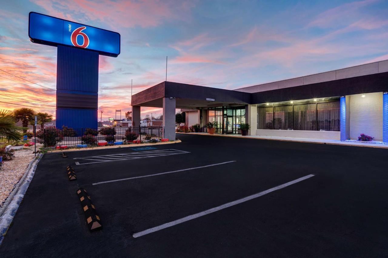 Motel 6 Burlington Dış mekan fotoğraf