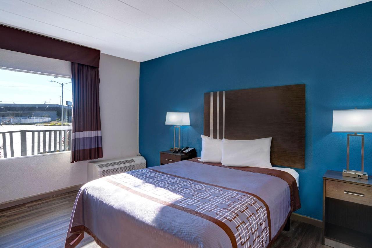 Motel 6 Burlington Dış mekan fotoğraf