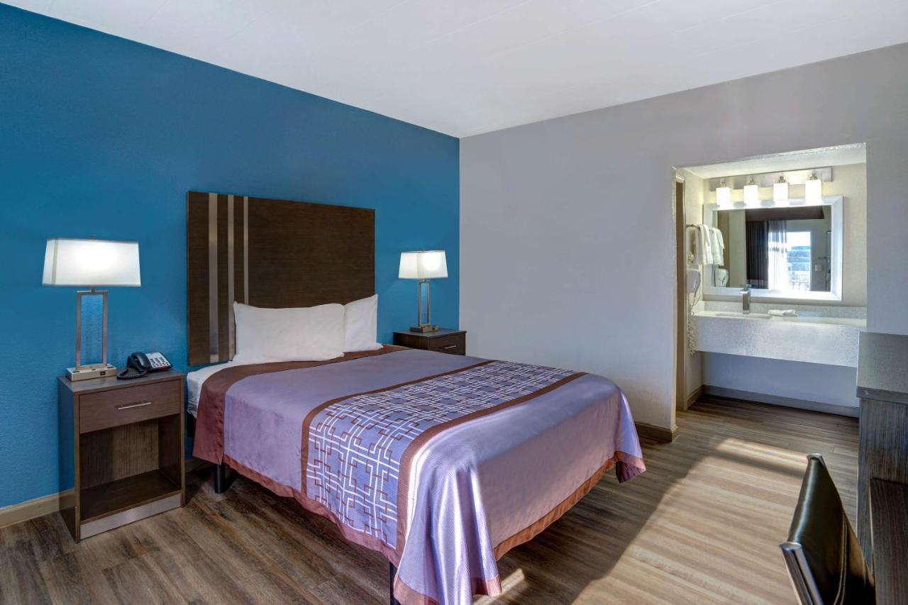 Motel 6 Burlington Dış mekan fotoğraf
