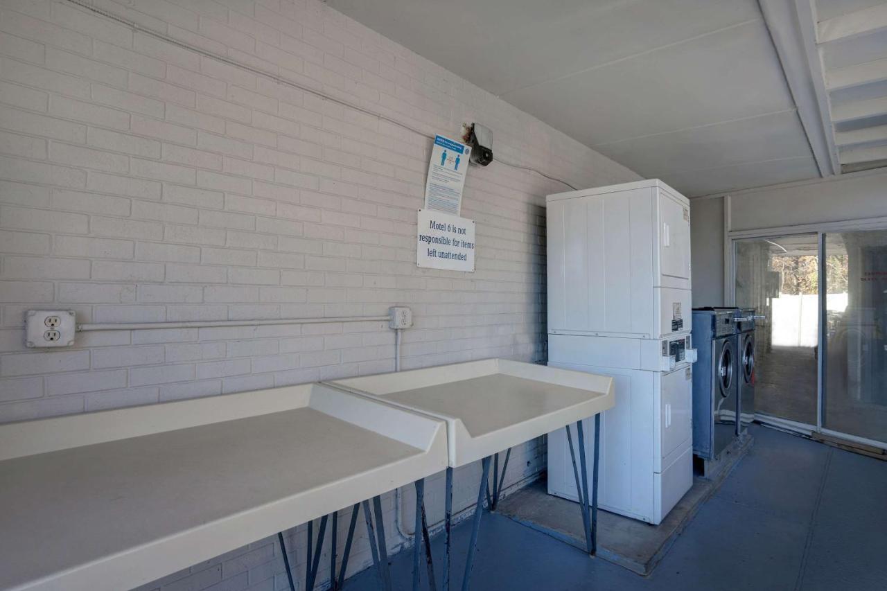 Motel 6 Burlington Dış mekan fotoğraf