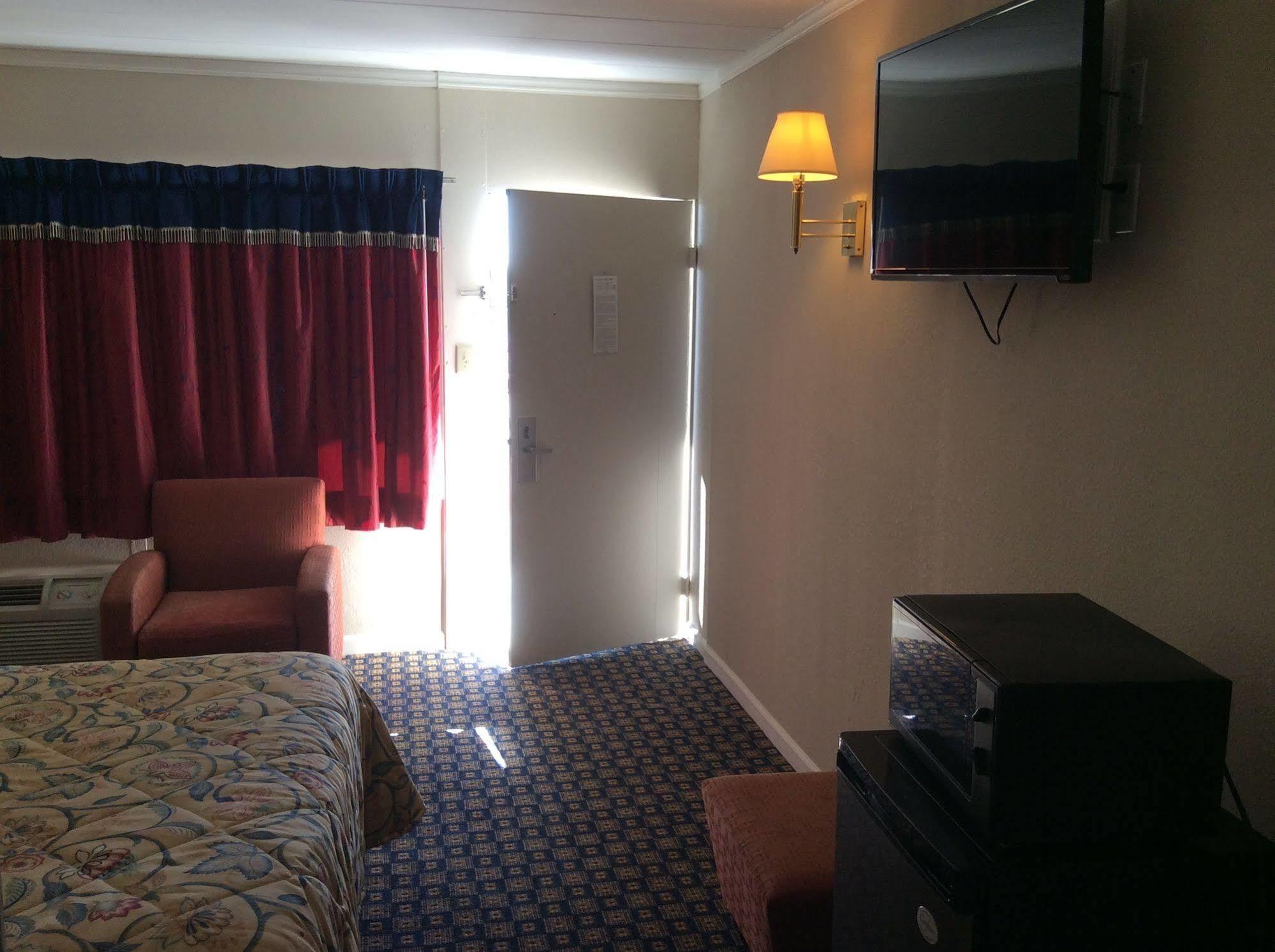 Motel 6 Burlington Dış mekan fotoğraf