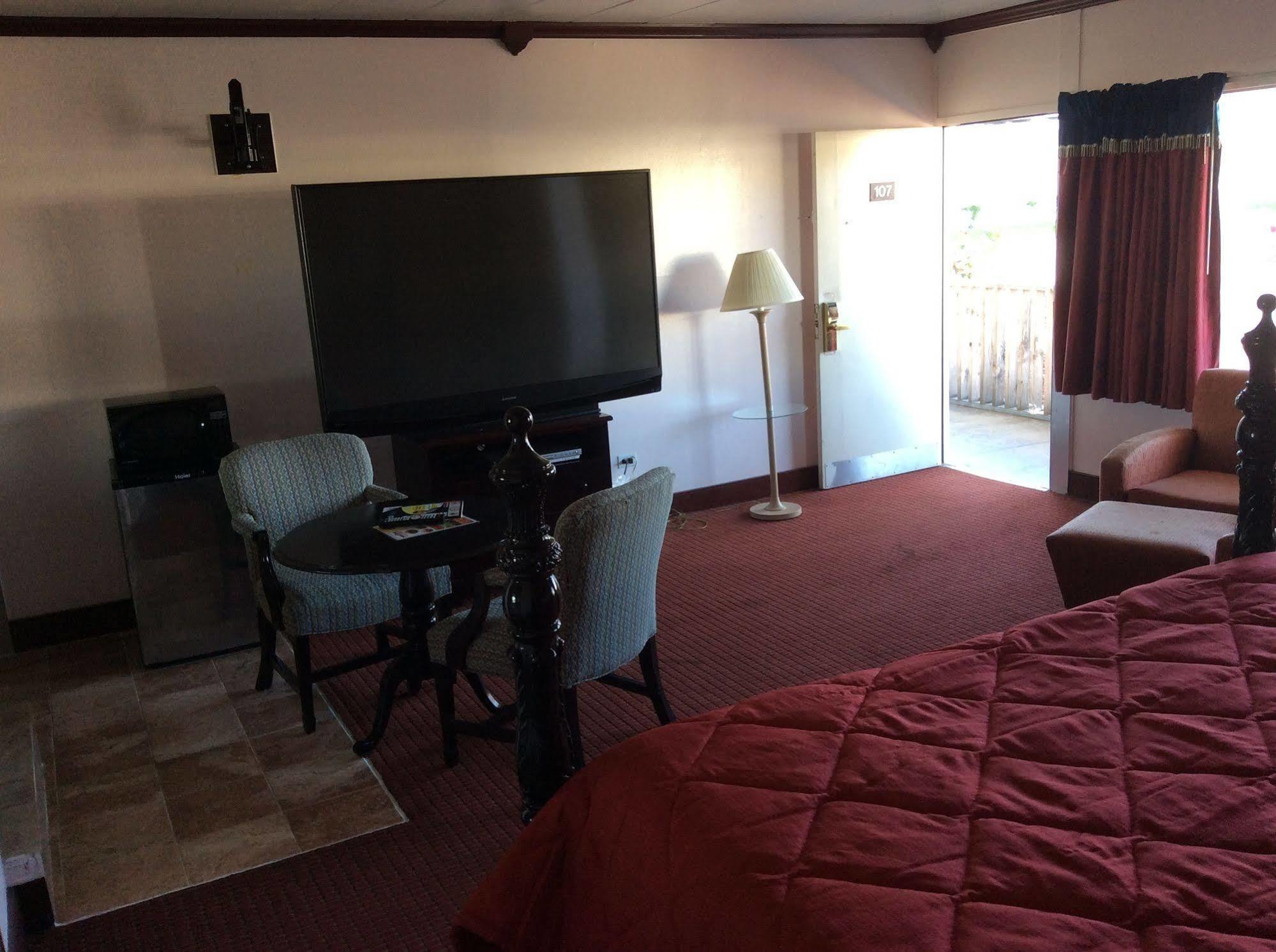 Motel 6 Burlington Dış mekan fotoğraf